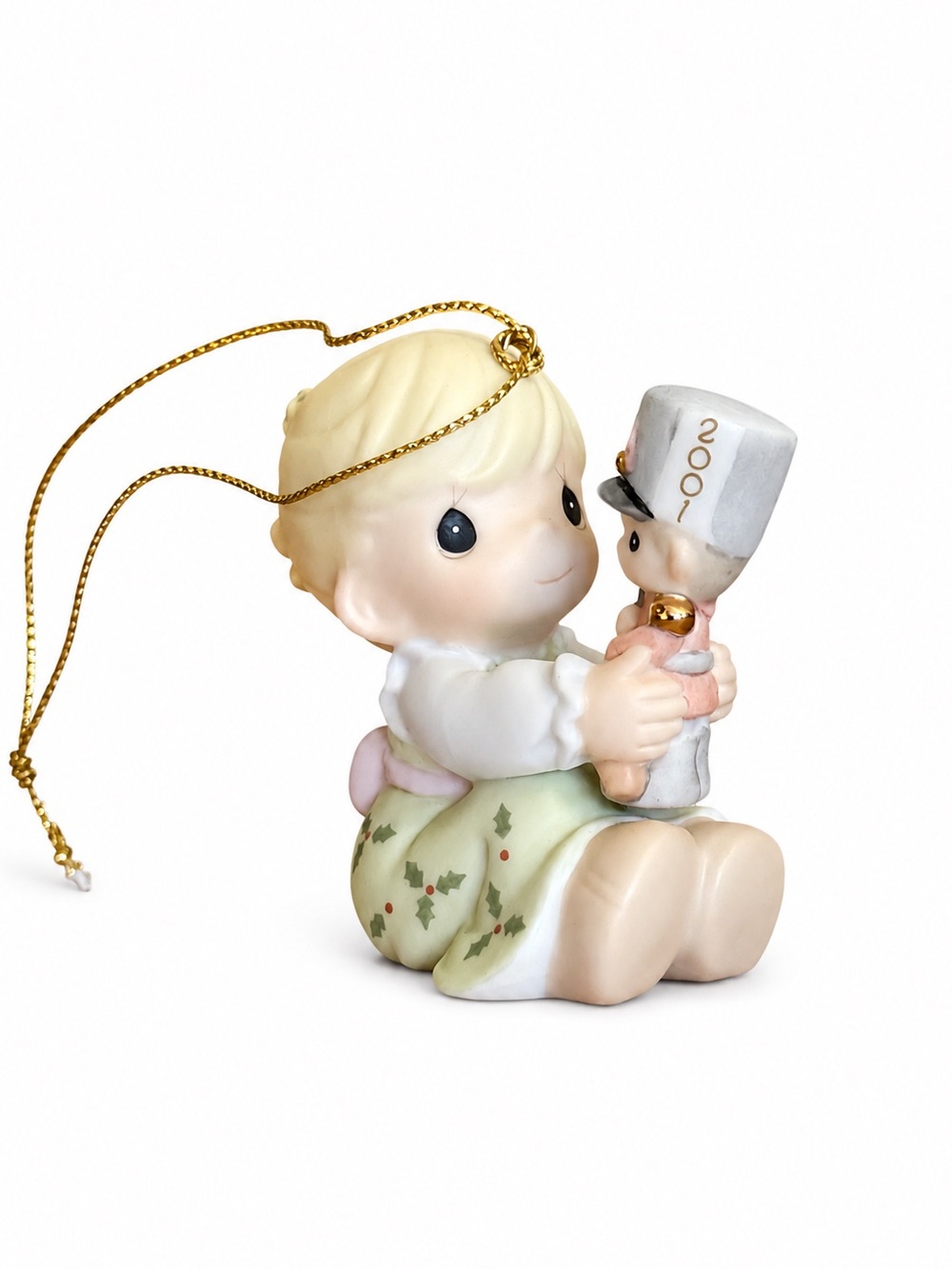 Precious Moments 2001 "May Your Christmas Begin With A Bang" Ornament #877441